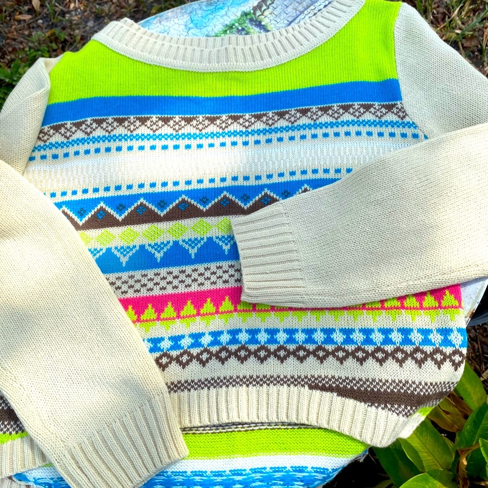 On FIRE beautiful Colors Sweater